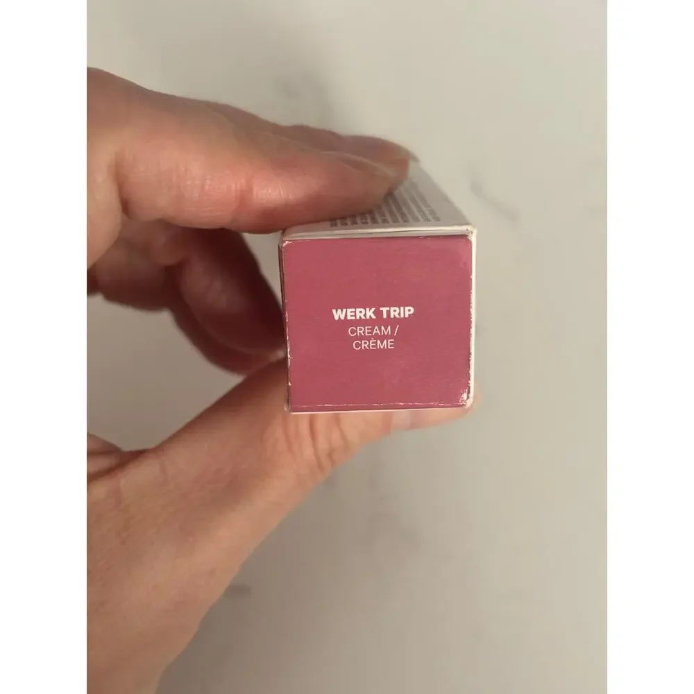 Milk glossy high